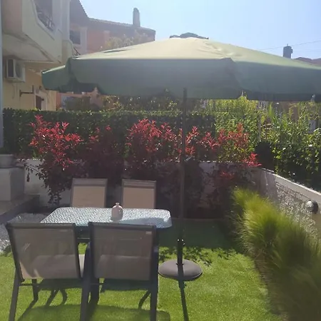 Niki's House Corfu Appartement *